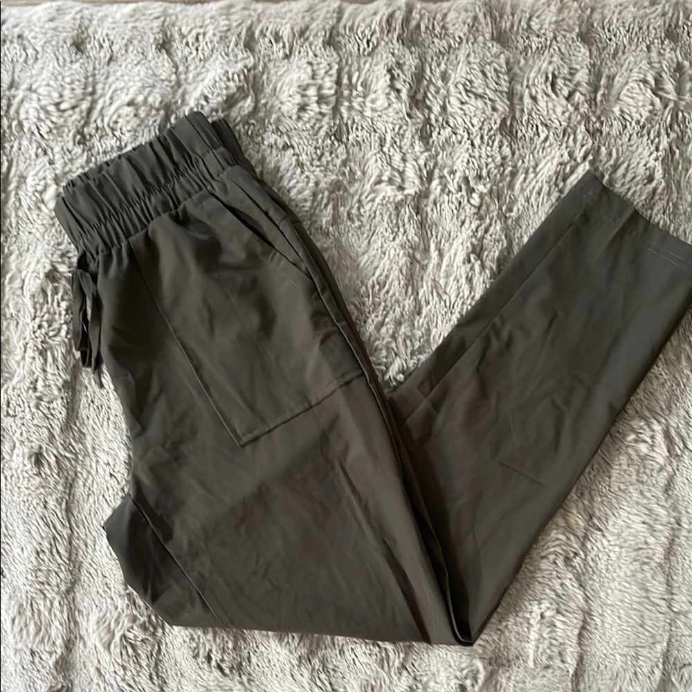 Apana Joggers